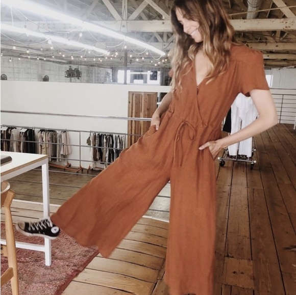 CHRISTY DAWN The Dawn Noir Jumper Wide-Leg Linen Jumpsuit - Picture 12 of 13